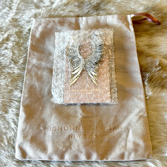 NWT Mignonne Gavigan Madeline statement earrings - Picture 3 of 9